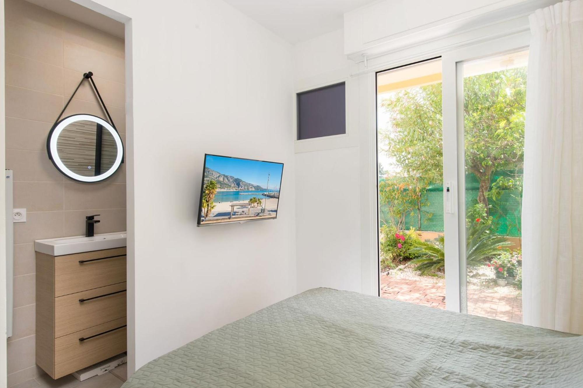Appartement Carnoles Pres Des Plages Roquebrune-Cap-Martin Dış mekan fotoğraf